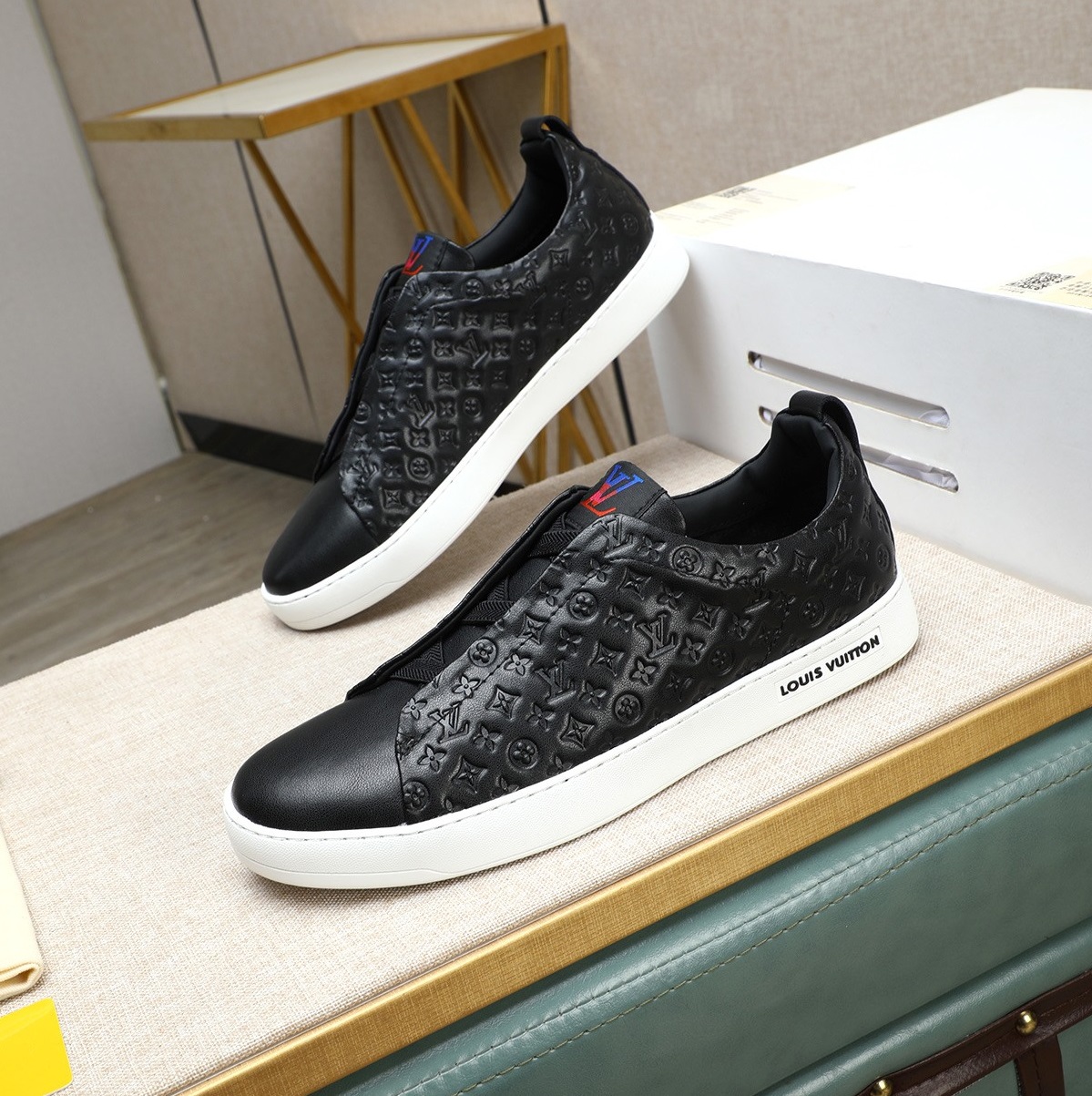FMS17 | LOUIS VUITTON Men's Shoes (P270)